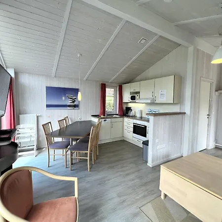 Strandhaus Schatzkiste 24 *