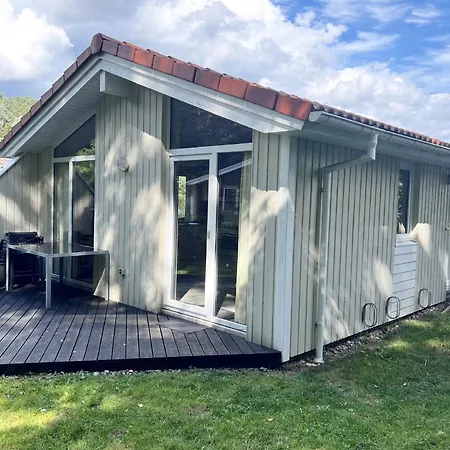 Semesterbostad Strandhaus Schatzkiste 24